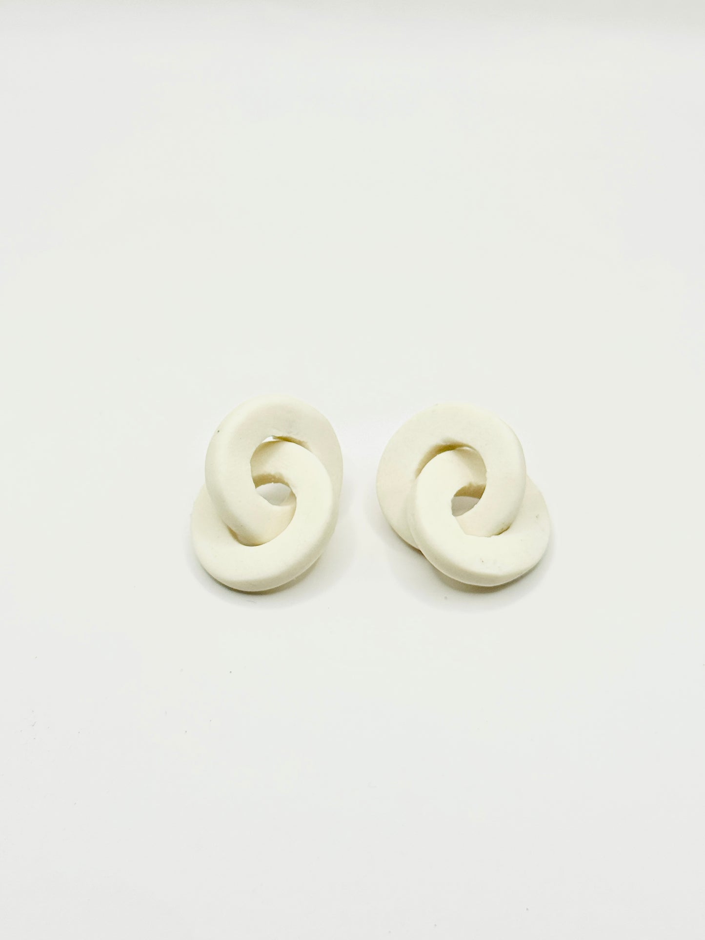 Boucles d’oreilles en porcelaine