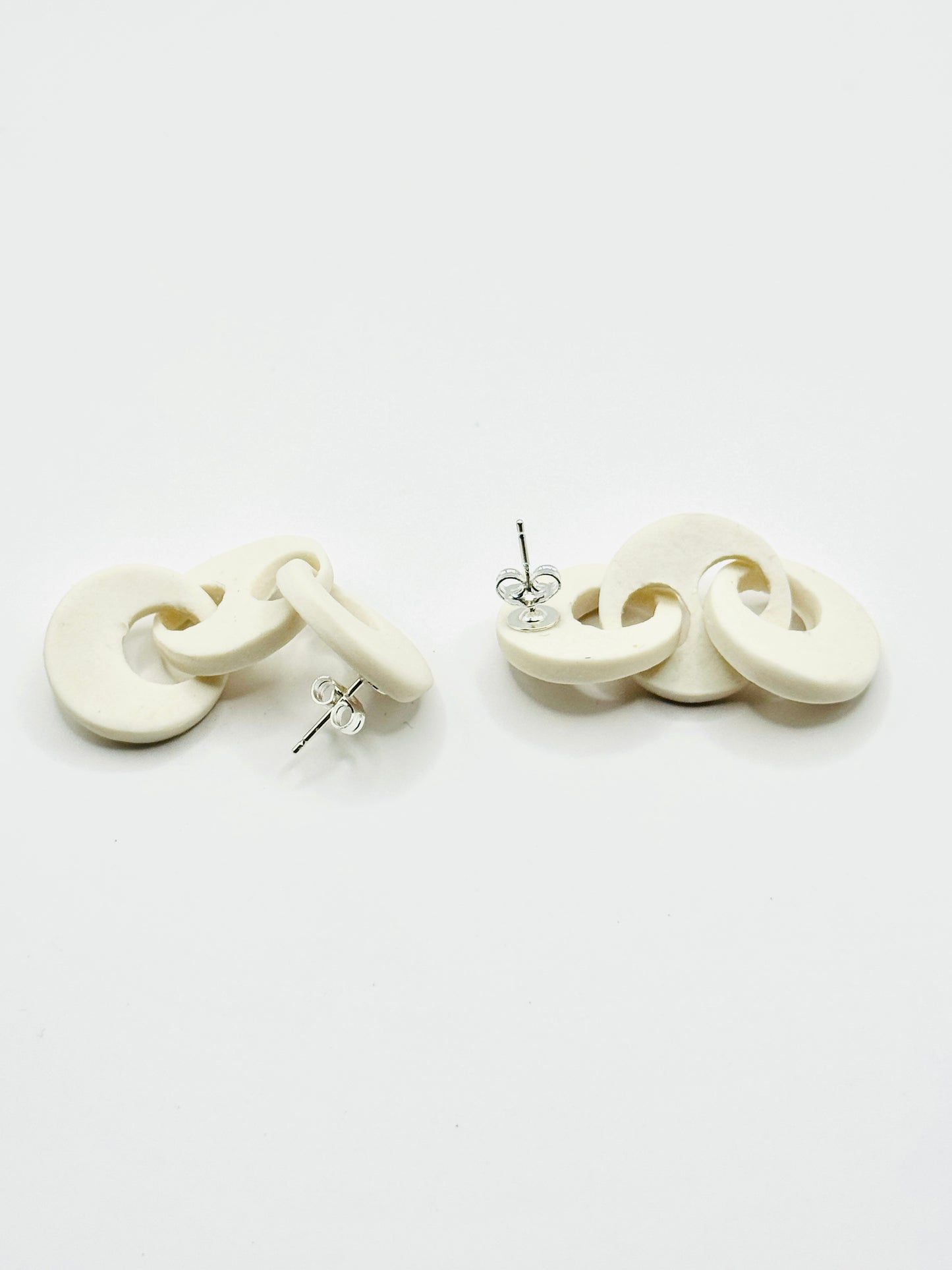 Boucles d’oreilles en porcelaine