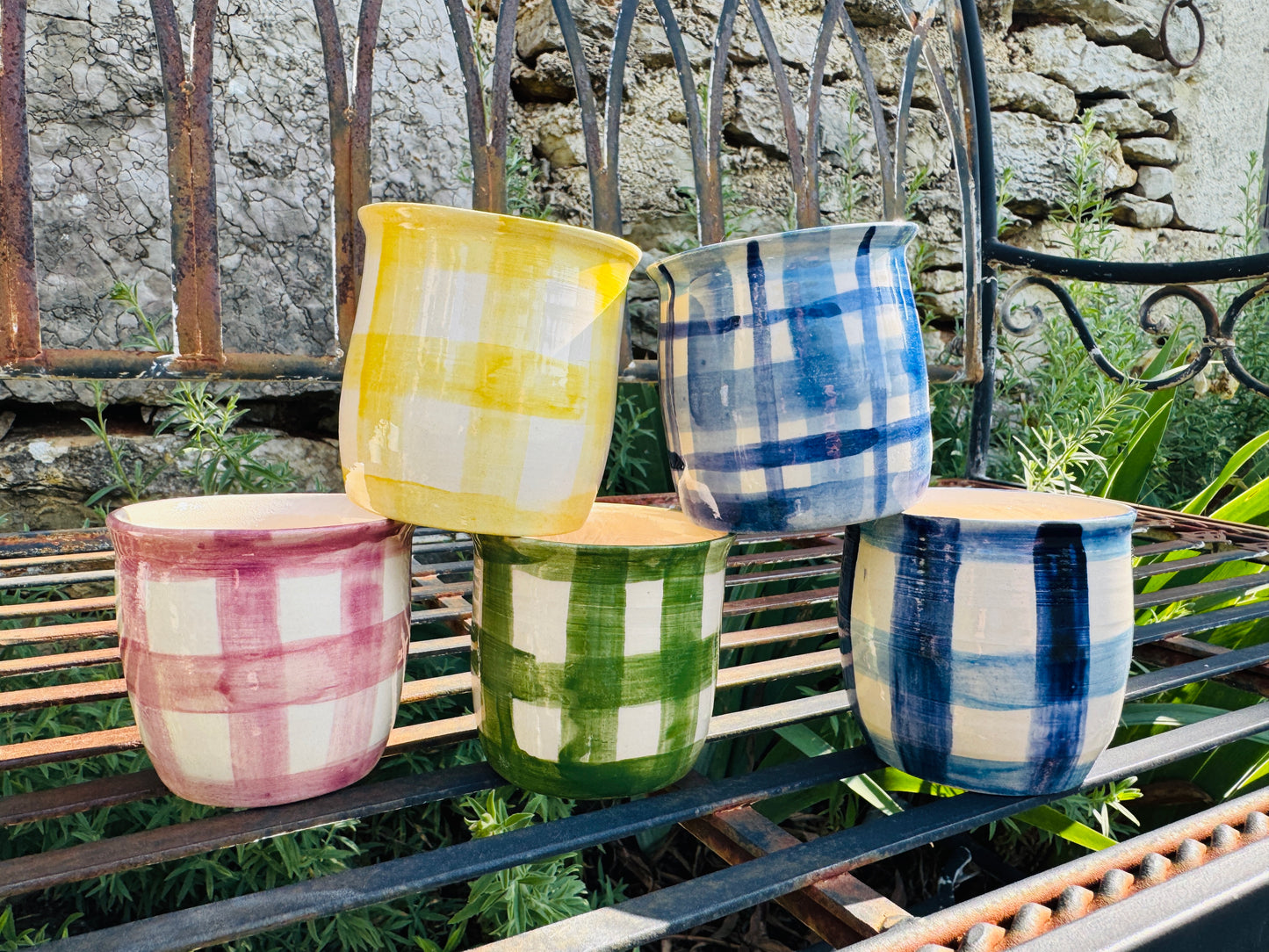 Tasse à café en faïence