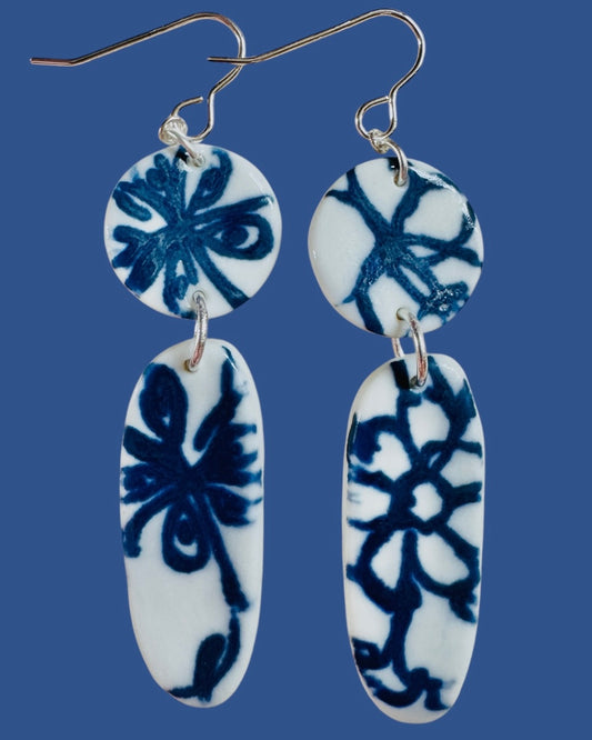 Boucles d'oreilles en porcelaine feuille