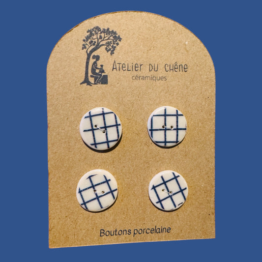 Boutons en porcelaine quadrillés