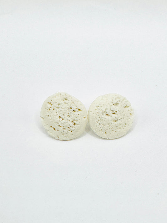 Puces d’oreilles en porcelaine