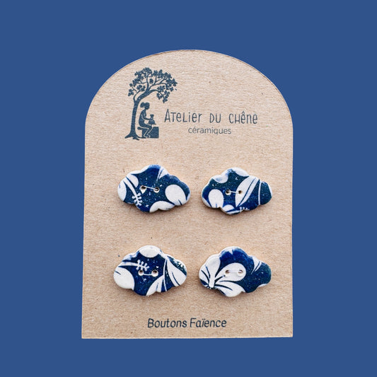 Boutons en faïence nuages