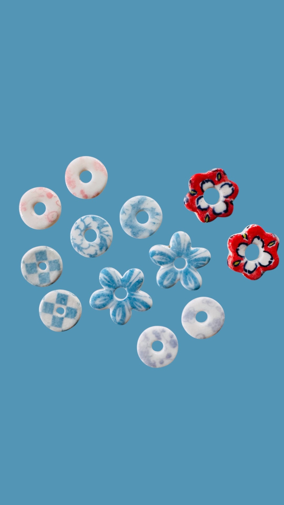 Boucles d'oreilles en porcelaine fleurs bleues