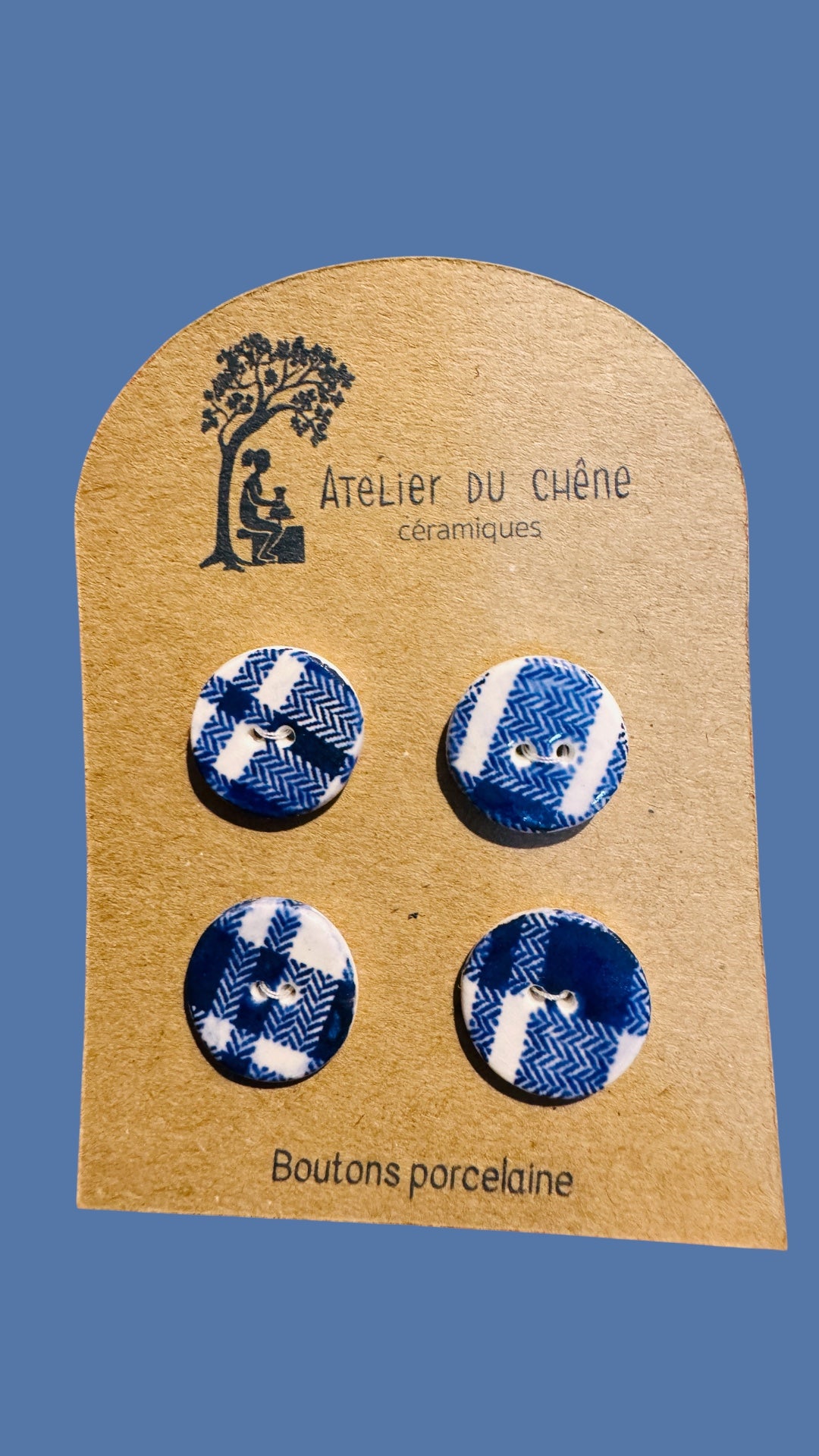 Boutons en porcelaine quadrillés bleu